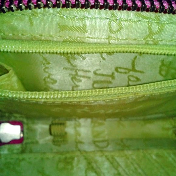 PINK PULITZER PERFECTION: PICK UP PROMPTLY! Lilly P. Beautiful ID Phone Wristlet - Picture 13 of 15